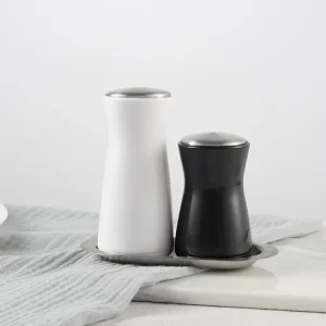 Famous IF Design Award Plastic Spice Shakers