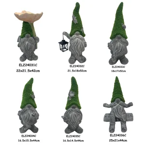 Wholesale Gnome Statues Holding Lanterns