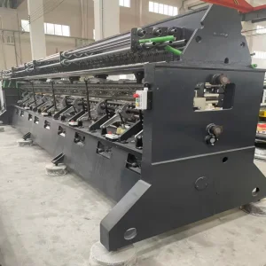 Equipo textil de tejido de urdimbre de aguja simple de bajo ruido y ahorro de energía, impulsado por correa, para la producción de cintas elásticas