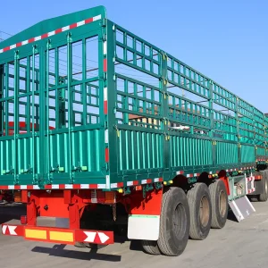 Reinforced fence type semi-trailer