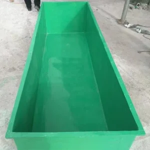 أحواض سمك خفيفة الوزن وقابلة للنقل