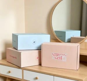 Luxury Eco-Friendly Green Gift Mailer Box Custom Logo UV Printed Rigid Cardboard Box Recyclable Premium Packaging for Cosmetics