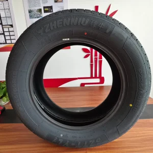 High-Performance Passenger Car Tyres, Puncture-Resistant Self-Repairing 255/45r18 245/40r18 Rubber Tyres.
