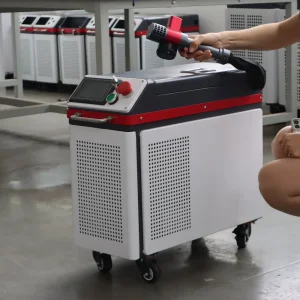 Fatigue Resistant Pulsed Portable Laser Cleaner for Metal Surfaces