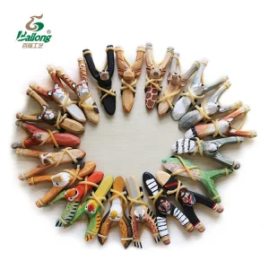 Ready to Ship Wholesale Kids Toy Animal Wood Carved Slingshot for Outdoor Play