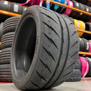 Excellent Performance Revimax 31 23 Wholesale 265/35r18 Radial Racing/Drifting Tires Semi-Slick Tread Wear Tw300 Tw140 Tw200 Track Racing Tires