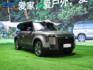 2024 Polar Stone Rox 01 SUV