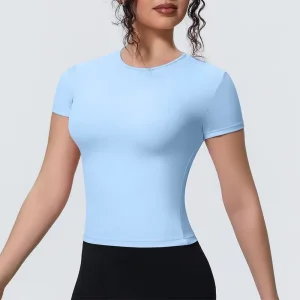 قميص رياضي سريع الجفاف للنساء