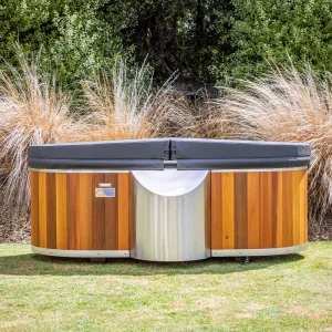 Cedar Lover Round Hot Tub