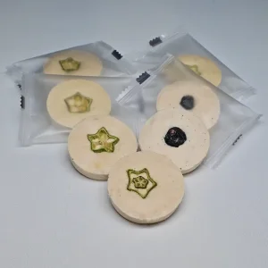 China Pet Food Freeze-Dried Chicken Goat Milk Cakes Manufacturer