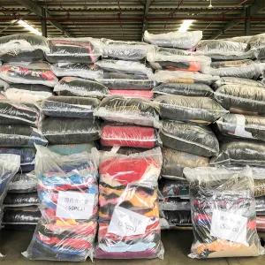Bolsas de Roupas Usadas para Mulheres