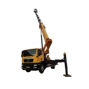 Urban Maintenance Lift