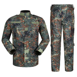 Uniformes tácticos verde ejército