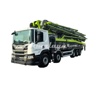 Used 67m Long Boom Concrete Pump Truck for Construction Projects