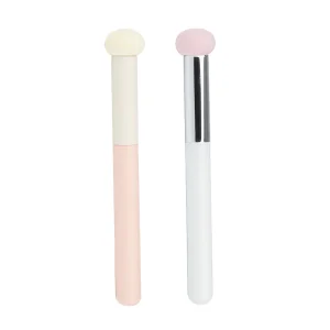 High Quality Women's Flat Brush Makeup Applicator with Wood Handle Silicone Eyeshadow and Foundation Sponge for Eye Makeup