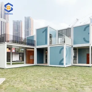 مجمع مدارس الحاويات بتصميم على شكل حرف L
