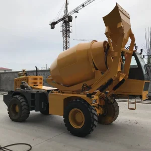 270 Degree Rotation 4000L Self Loading Mini Concrete Mixer Truck for Sale