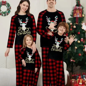 In Stocks New Christmas Clothes