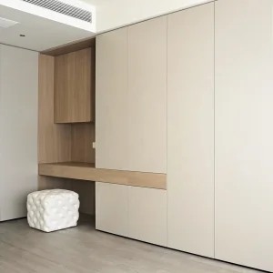 Custom Built-in Modern Wardrobe with Vanity