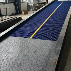 Boarding Bridge Logistics Container Loading and Unloading Platform Divine Tool Mobile Hydraulic Bridge Elevator