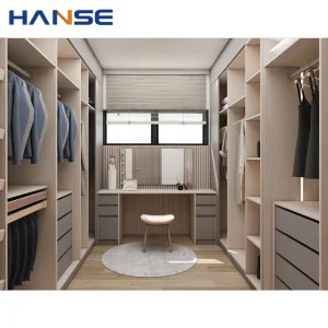 Hotel Furniture Bedroom Modern Built in Wooden Door Closet System Walk in Wardrobe
