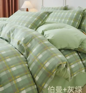 100% Polyester Breathable Beautiful and Elegant Warm Bedding Set Luxury
