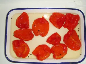 Pimientos rojos enteros