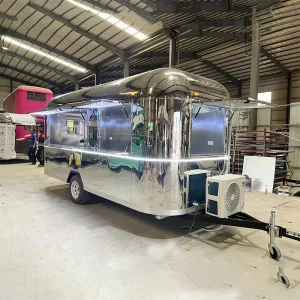 Mobile Coffee Ice Cream Food Trailer Truck Carts with Full Kitchen Equipment Can Be Customized