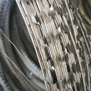 High Quality Galvanized PVC Coated Single Razor Barbed Wire Factory Bending Service 500m Length