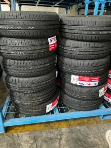 Sportrak Economy PCR Winter Car Tyre UHP/Van/SUV/4X4/at/Mt Tyre 175/70/13 175/65/14 205/70/15 195/50/16 195/65/15 205/55/16 New China Passenger Car Tires