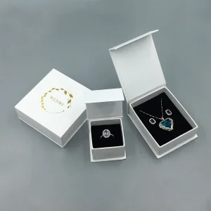 Custom White Magnetic Necklace Box