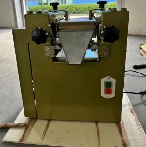 Custom Alloy three roller grinder for lipstick, seeds, pigments, ink grinding Manufacturer, Supplier