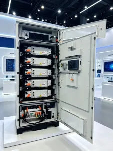Solar Battery Storage Cell Battery Power Battery Lithium Off-Grid Power Supply For Home Cabin Commercial Small Business