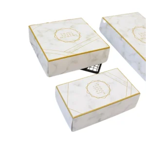 Caixa de Papelão Rígida para Presente