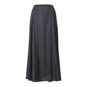 China Elegant Pleated Maxi Skirt for Women Product, Service