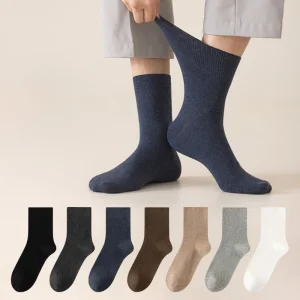 High Quality Custom Logo Men's Sport Socks Anti-Slip Anti-Bacterial for Autumn Training &amp; Running Available