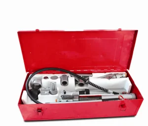 Fábrica Chinesa Produz Conjunto de Ferramentas para Manutenção de Automóveis