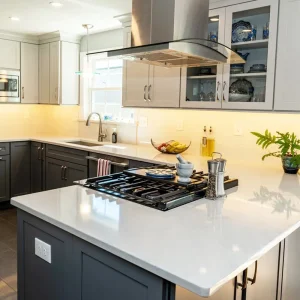 High Glossy Solid Surface Pure White Quartz Stone Kitchen Countertop