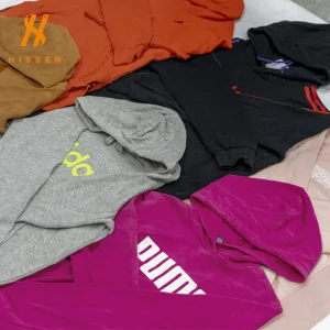 Roupas de mulher de segunda mão de marca