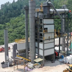 Small Portable Hot Mix Asphalt Plant Mobile Mixing Plant for Road Construction/Concrete Mixer/Cement Mixer/Construction Equipment/Concrete/Construction Machine