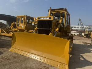 Cat Japan D8K