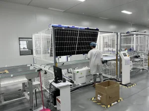 210m Célula Solar 680W 690W Módulo Fotovoltaico para Residencial de Alta Eficiencia