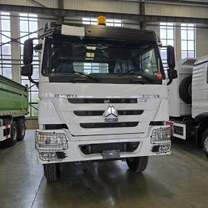 Heavy-Duty Diesel 6X4 Tractor Truck