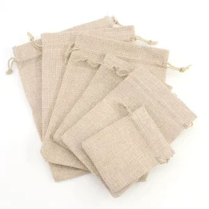 Sacos de juta com cordão