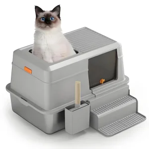 Multicats Litter Box in Square Design for Easy Maintenance