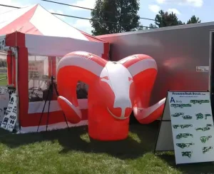 Boyi Portable Advertising Decoration Red Inflatable RAM Sheep Statue