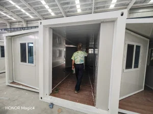 40FT منزل حاوية قابل للطي والتوسع - منازل مسبقة الصنع وحديثة 3 تصميم فاخر بغرفة نوم وميزات محمولة