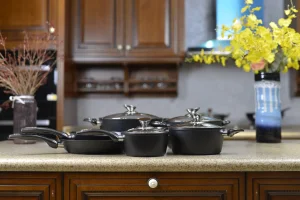 High Quality Forged Aluminum Soup Pot Sautepan Milk Pot Kitchen Cookware Set with Induction Bottom