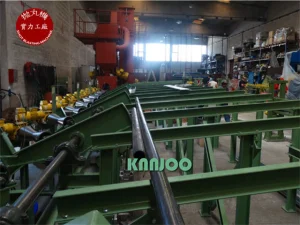 China Cheap Outer Pipe Shot Blasting Cleaning Machine