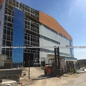 Armazém de parede de vidro ACP de aço Peb de vários andares, oficina modular, edifício de escritório com estrutura de aço personalizada, empreiteiro geral, construção turnkey